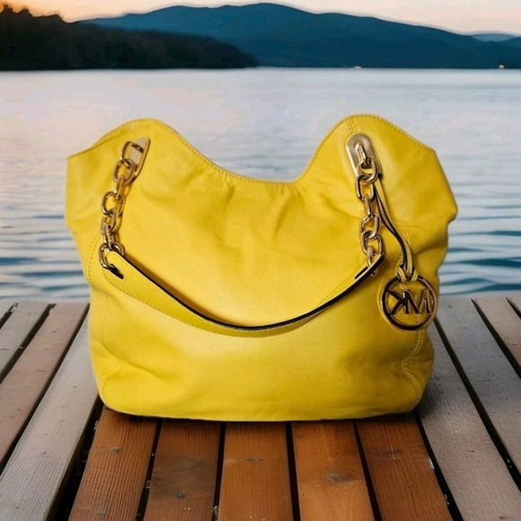Michael Kors Hobo Bag Fulton Large Chain Yellow Shoulder Tote Leather - Picture 1 of 15